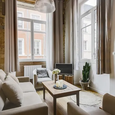 Guestready - Magnificent Duplex Canut Hypercentre Apartment Lyon