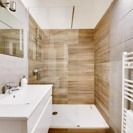 Apartment Guestready - Magnificent Duplex Canut Hypercentre Lyon